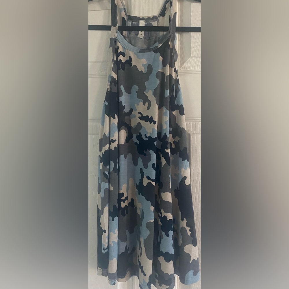 mts high neck, flowy, camouflage tank top.